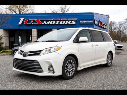 Used 2018 Toyota Sienna XLE