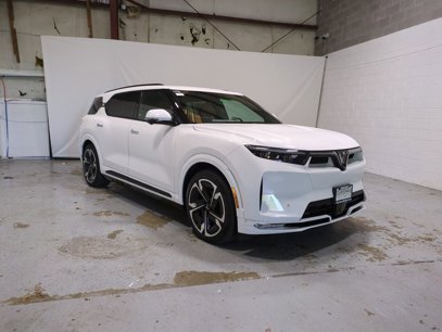 New 2024 VinFast VF 9 Plus