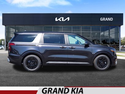New 2025 Kia Carnival