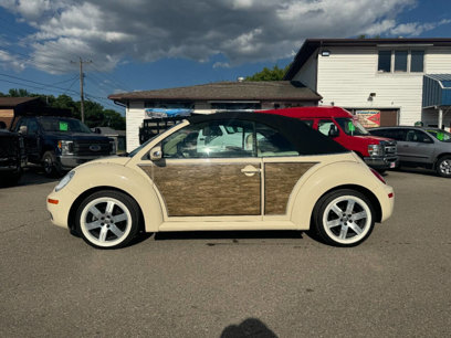 Used 2006 Volkswagen Beetle Convertible w/ Package 1