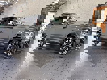 New 2025 Audi Q8 Premium Plus