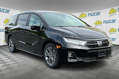 New 2025 Honda Odyssey Touring