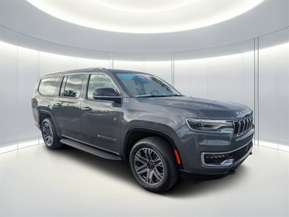 New 2025 Jeep Wagoneer L 4WD w/ HD Trailer Tow Package