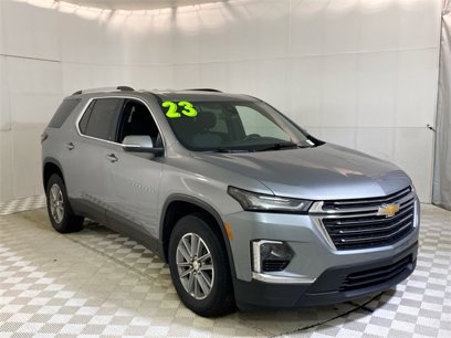 Used 2023 Chevrolet Traverse LT