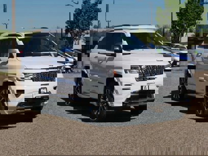 Used 2017 Jeep Grand Cherokee Overland