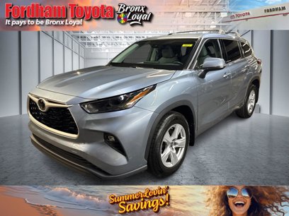 Used 2022 Toyota Highlander LE