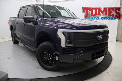New 2025 Ford F150 Lightning XLT w/ Max Trailer Tow Package