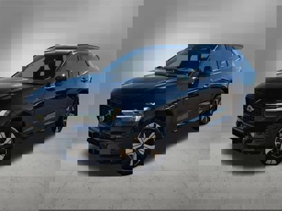 New 2025 Volvo XC60 T8 Core w/ Protection Package Premier