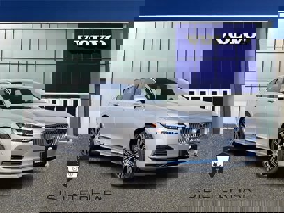 New 2024 Volvo S90 T8 Ultimate