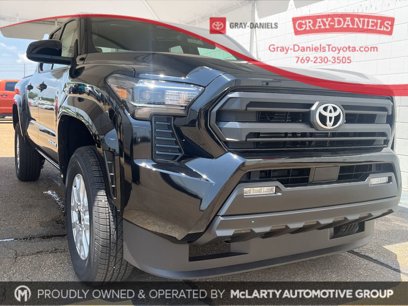 New 2025 Toyota Tacoma SR5