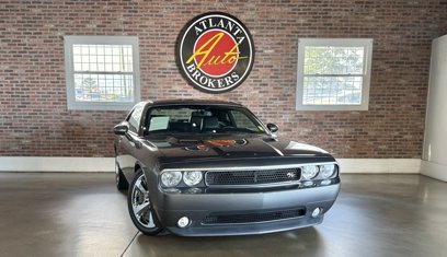 Used 2011 Dodge Challenger R/T w/ Sound Group II