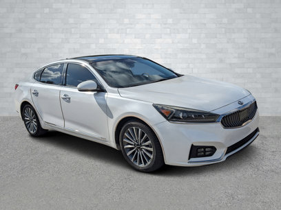 Used 2017 Kia Cadenza Technology