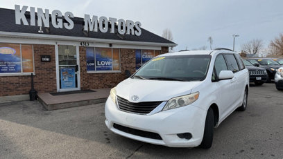 Used 2012 Toyota Sienna LE