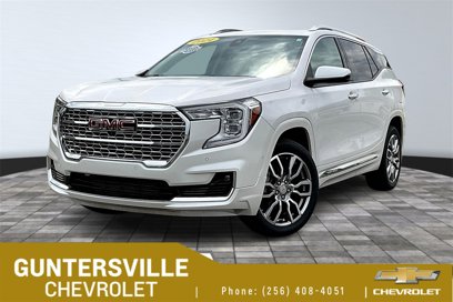 Used 2024 GMC Terrain Denali w/ Denali Premium Package