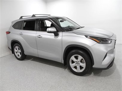 Used 2022 Toyota Highlander LE