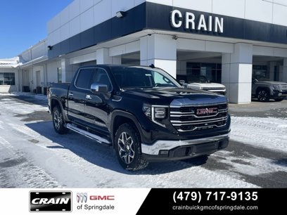 New 2025 GMC Sierra 1500 SLT w/ SLT Premium Package