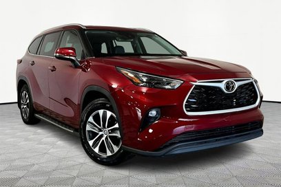 Used 2022 Toyota Highlander XLE