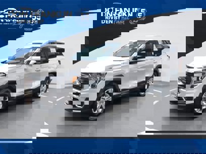 Used 2024 GMC Terrain SLE