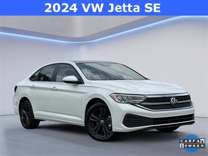 Used 2024 Volkswagen Jetta SE w/ Panoramic Sunroof Package
