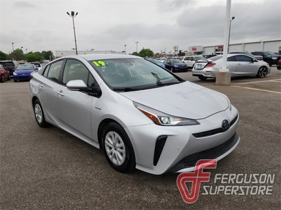 Used 2019 Toyota Prius LE