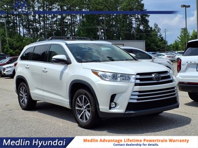 Used 2017 Toyota Highlander XLE