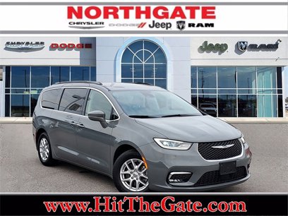 Used 2022 Chrysler Pacifica Touring-L
