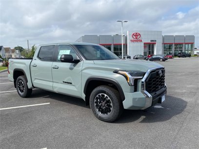New 2025 Toyota Tundra SR5