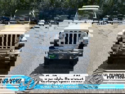 Used 2020 Jeep Gladiator Overland w/ Popular Equipment Package