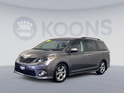 Used 2014 Toyota Sienna SE