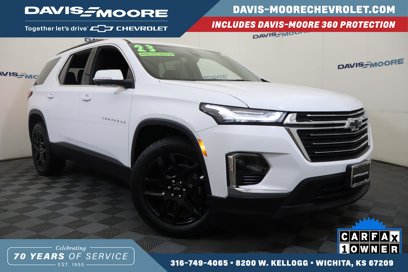 Used 2023 Chevrolet Traverse LT