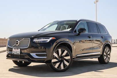 Used 2023 Volvo XC90 T8 Ultimate w/ Lounge Package