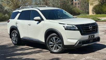 Certified 2023 Nissan Pathfinder SL w/ Black Appearance Package