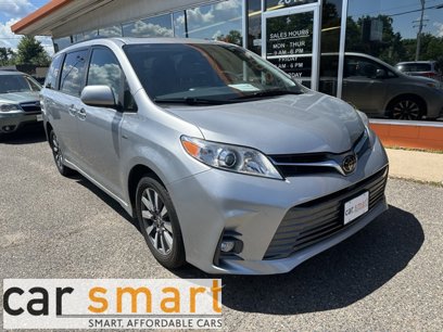 Used 2020 Toyota Sienna XLE
