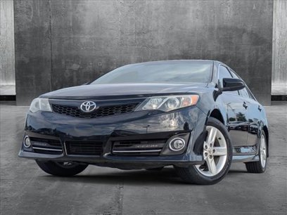 Used 2013 Toyota Camry SE w/ Convenience Pkg