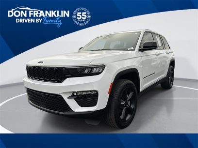 Used 2024 Jeep Grand Cherokee Limited w/ Black Appearance Package