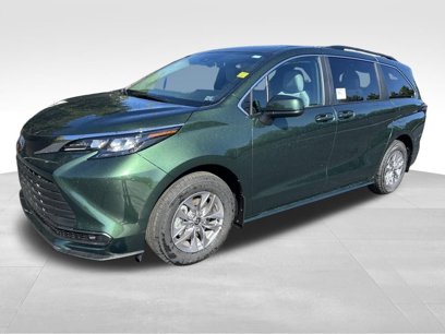 New 2025 Toyota Sienna LE