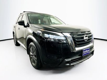 Certified 2023 Nissan Pathfinder SV w/ Lighting Package (N92)