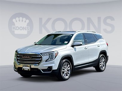 Used 2022 GMC Terrain SLT w/ Tech Package