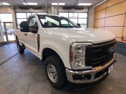 New 2024 Ford F250 XL w/ XL Chrome Package