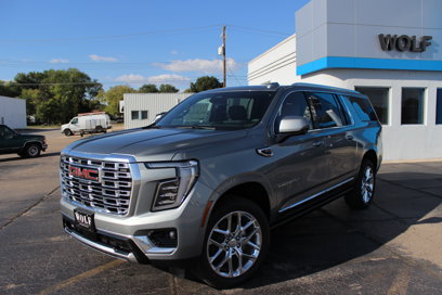 New 2026 GMC Yukon XL Denali w/ Sun & Power Step Package