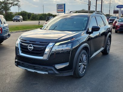 Used 2023 Nissan Pathfinder SL w/ SL Premium Package