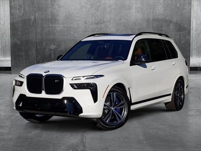 New 2025 BMW X7 M60i w/ Climate Comfort Package