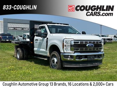 New 2025 Ford F350 XL w/ XL Chrome Package