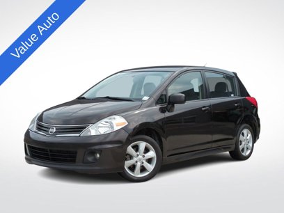 Used 2011 Nissan Versa SL w/ Premium Pkg