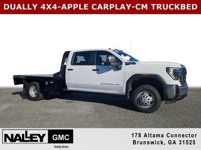New 2025 GMC Sierra 3500 Pro w/ Convenience Package