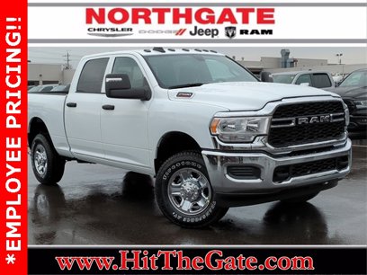 New 2024 RAM 2500 Tradesman w/ Chrome Appearance Group