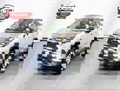 New 2025 Toyota RAV4 LE
