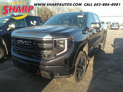 Used 2024 GMC Sierra 1500 AT4 w/ AT4 Premium Package