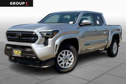 New 2025 Toyota Tacoma SR5
