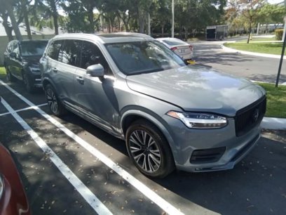 Used 2022 Volvo XC90 T6 Momentum